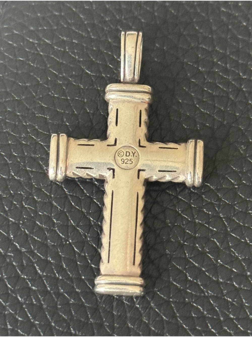 David Yurman Chevron Pendant - Picture 8 of 9